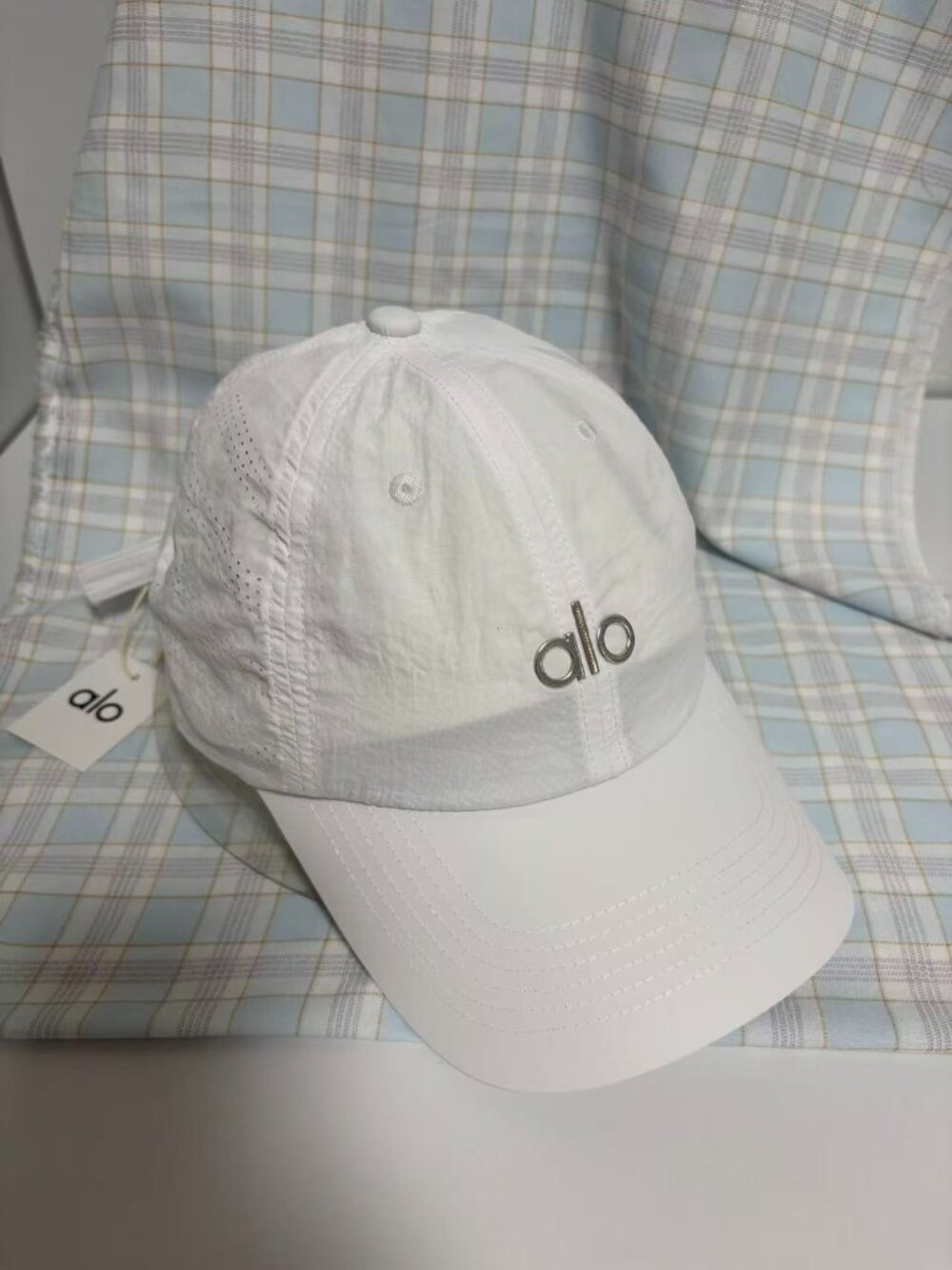 Alo Yoga  Hat